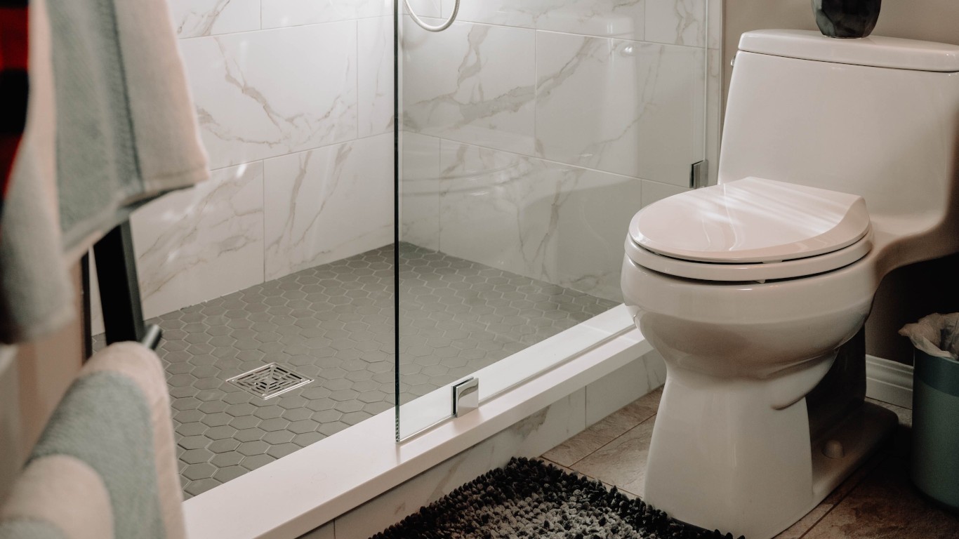 5 conseils pour aménager une salle de bain minuscule